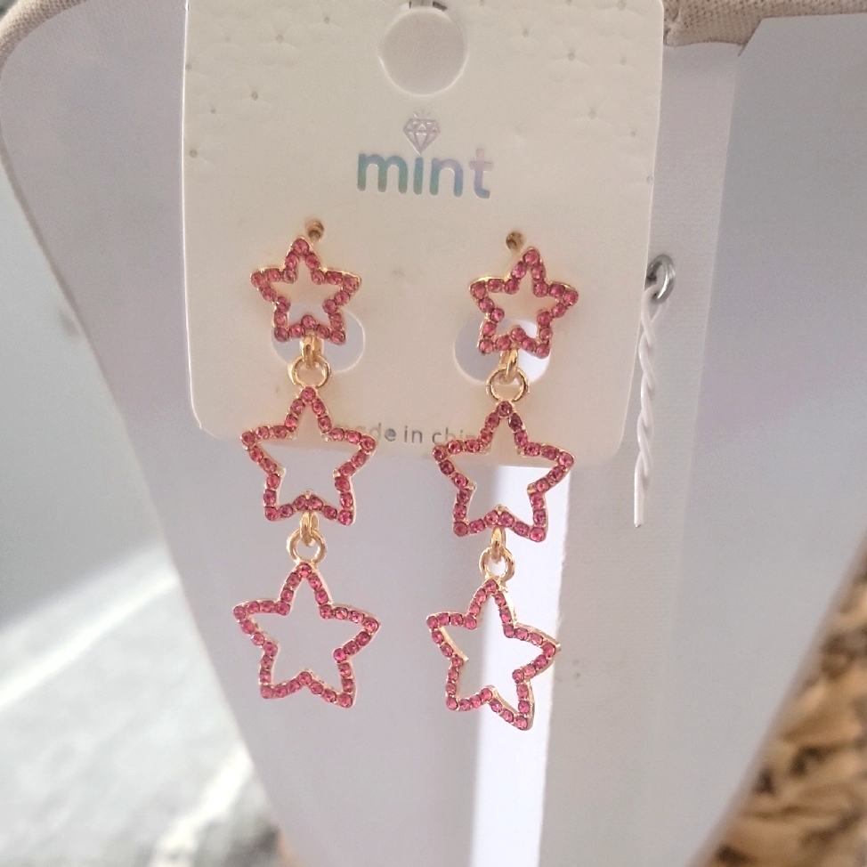 Mint Pink Star Earrings 12$